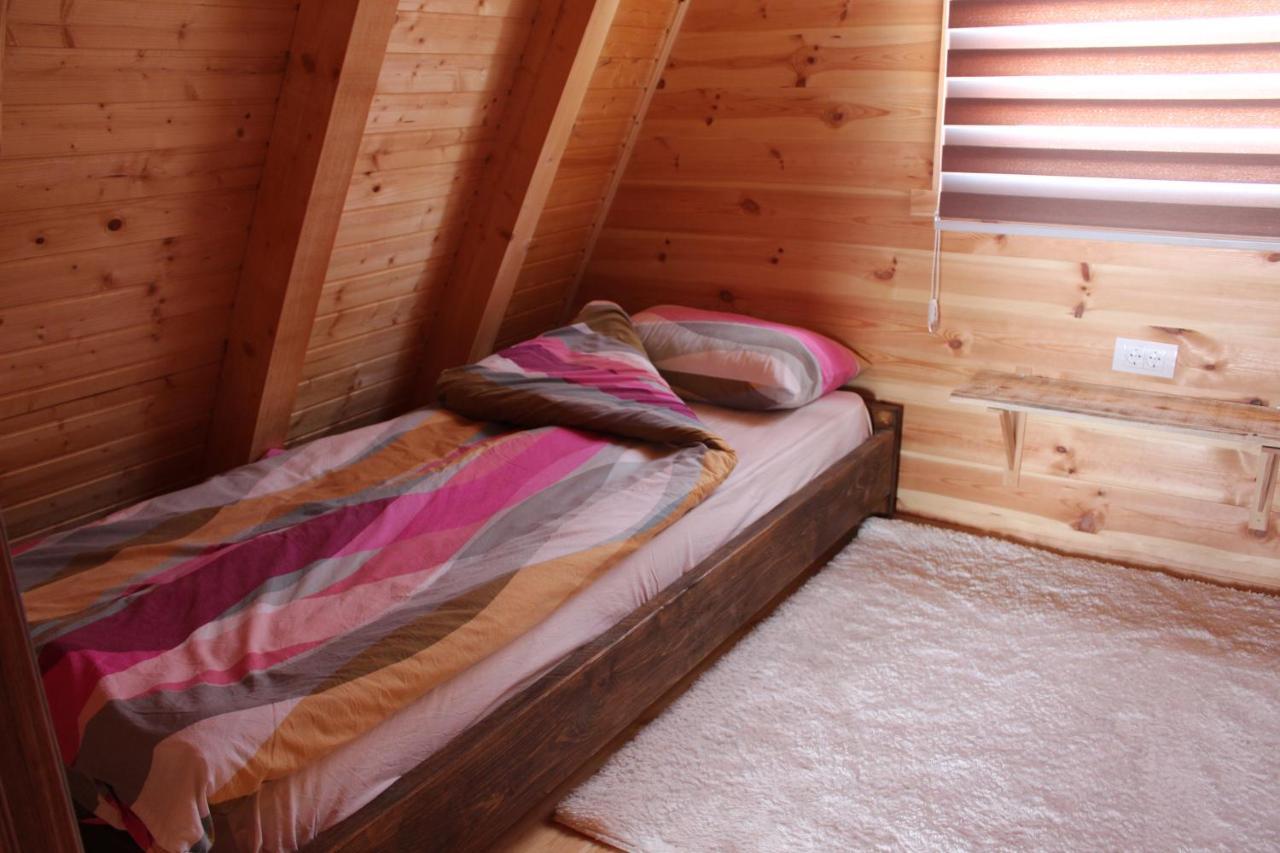 Three Houses Zabljak  Luaran gambar